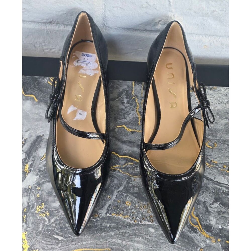 Unisa Women's Black Pointed Toe Mary Jane Flats Asymmetrical Strap Bow Size 7M